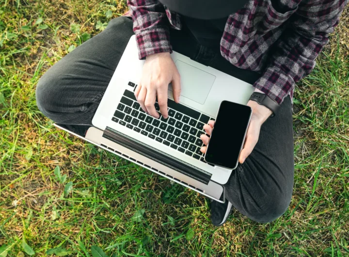 MacBook jako přenosná střižna: video na cestách bez kompromisů
